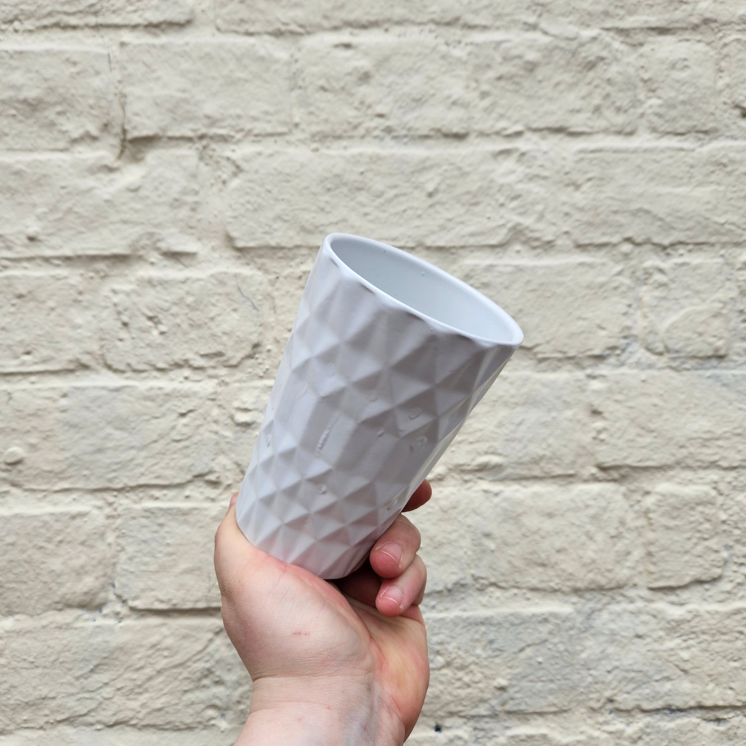 Small ceramic pots to house nursery pots 7cm or below