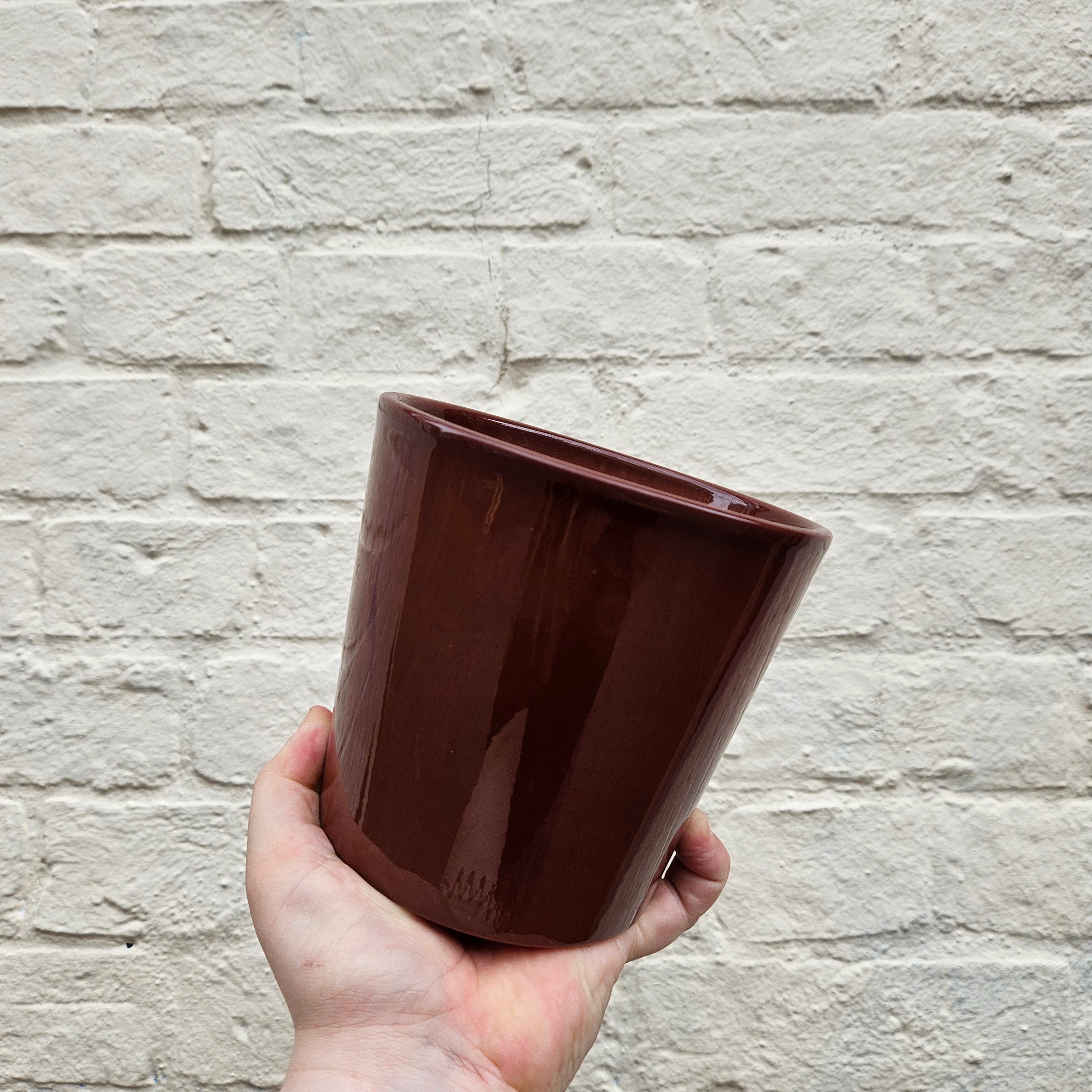 Variety of ceramic pots to fit 12cm nursery pots