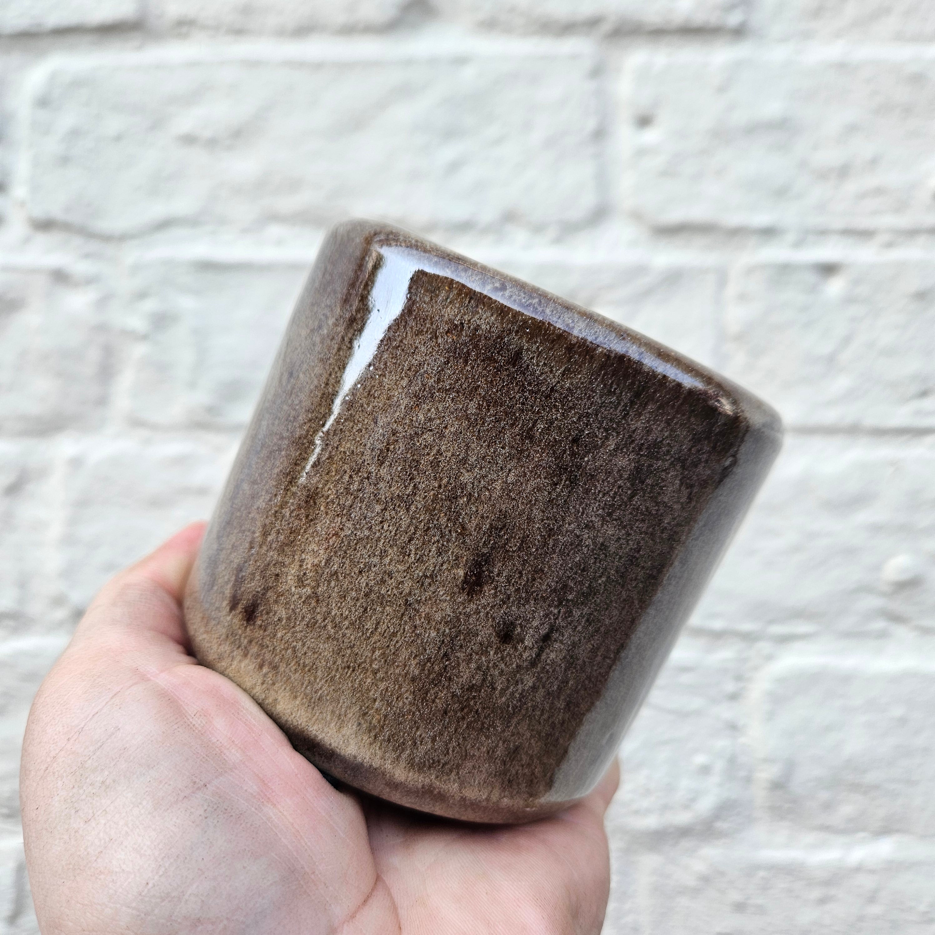 Small ceramic pots to house nursery pots 7cm or below