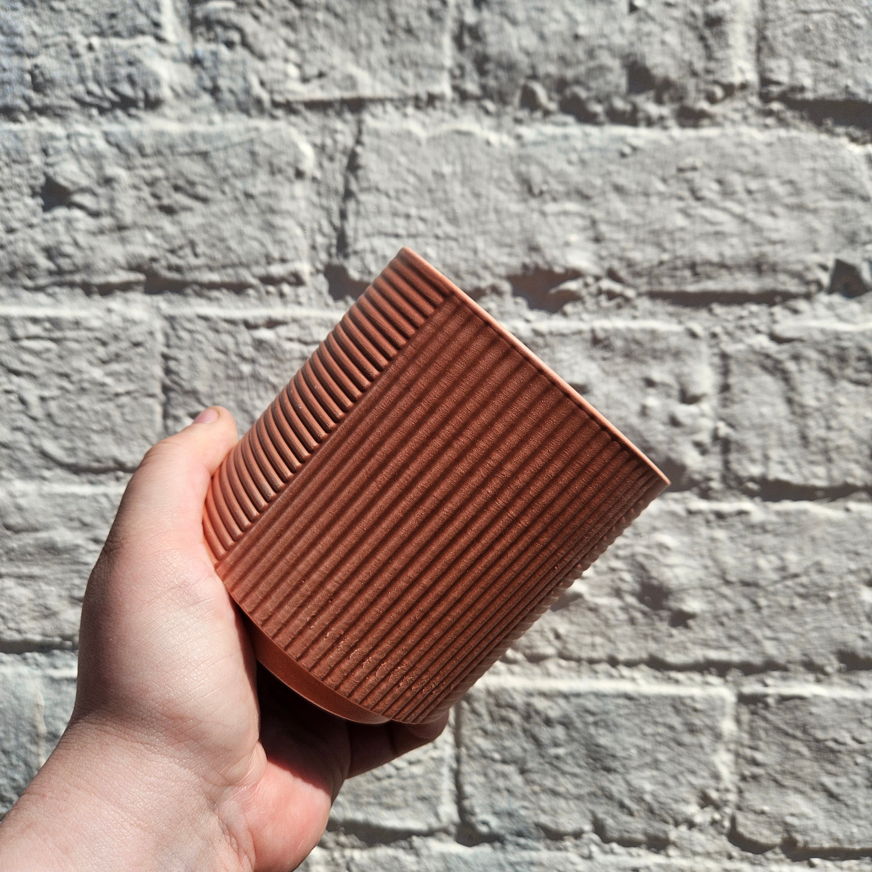 Groove pots (Various colours and sizes)