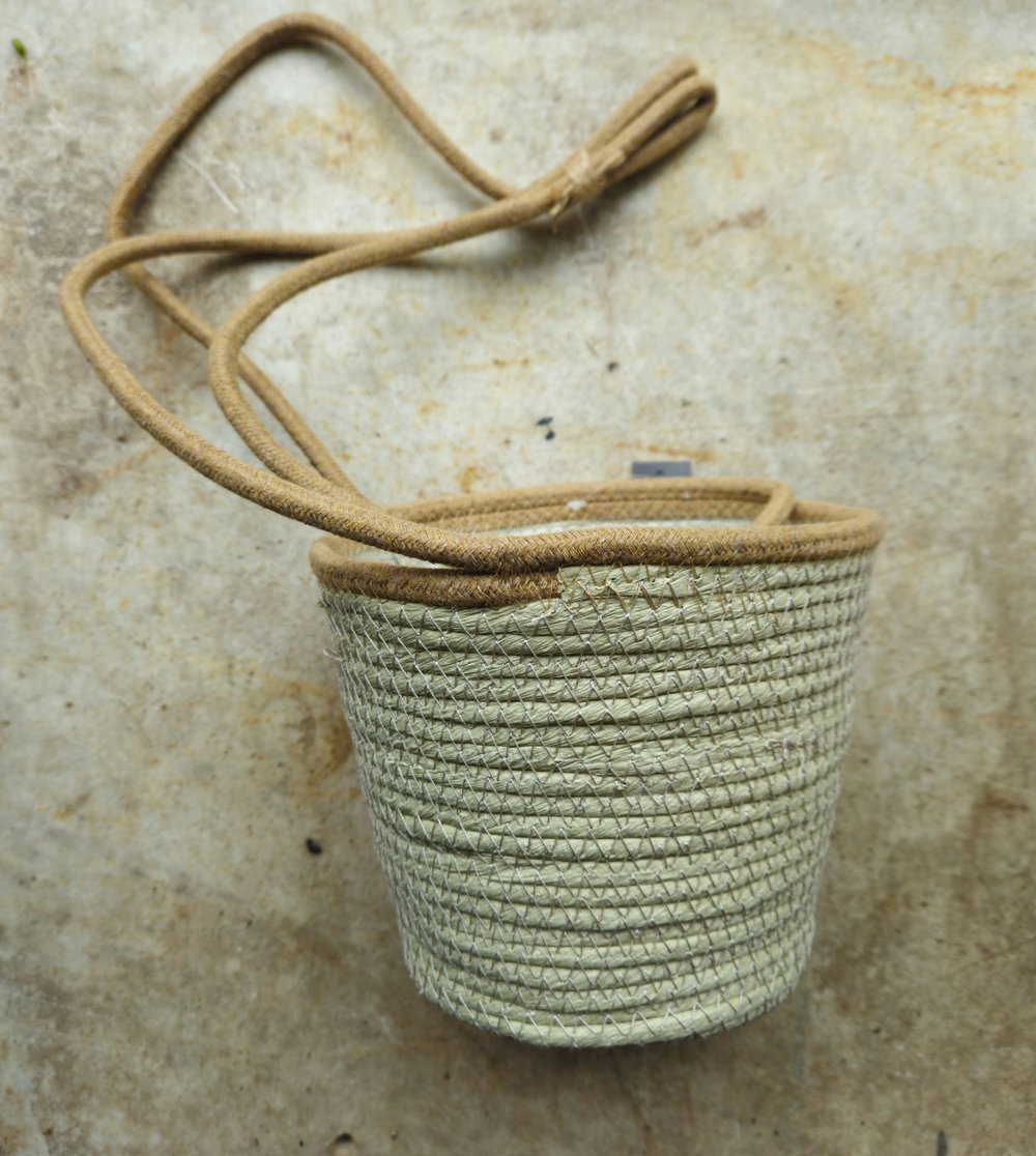 Rope hanging basket - 18cm - 5 colours available