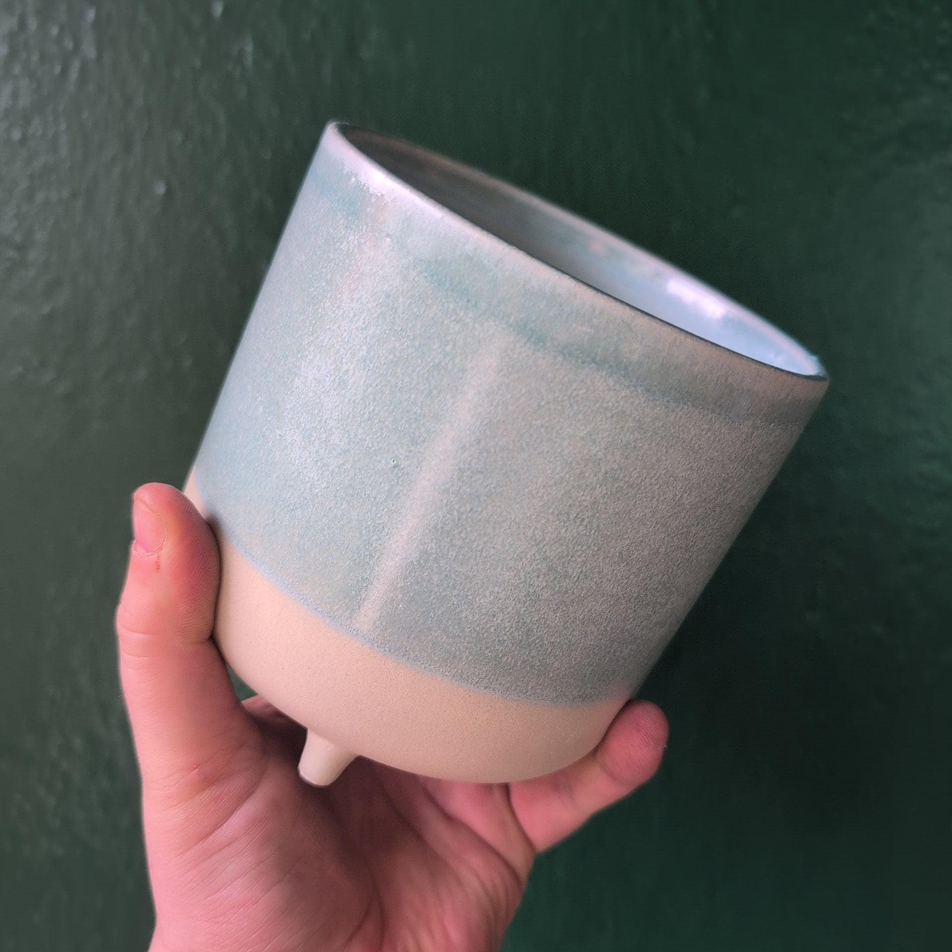 Jolie Matte Reactive 3 Leg Planter