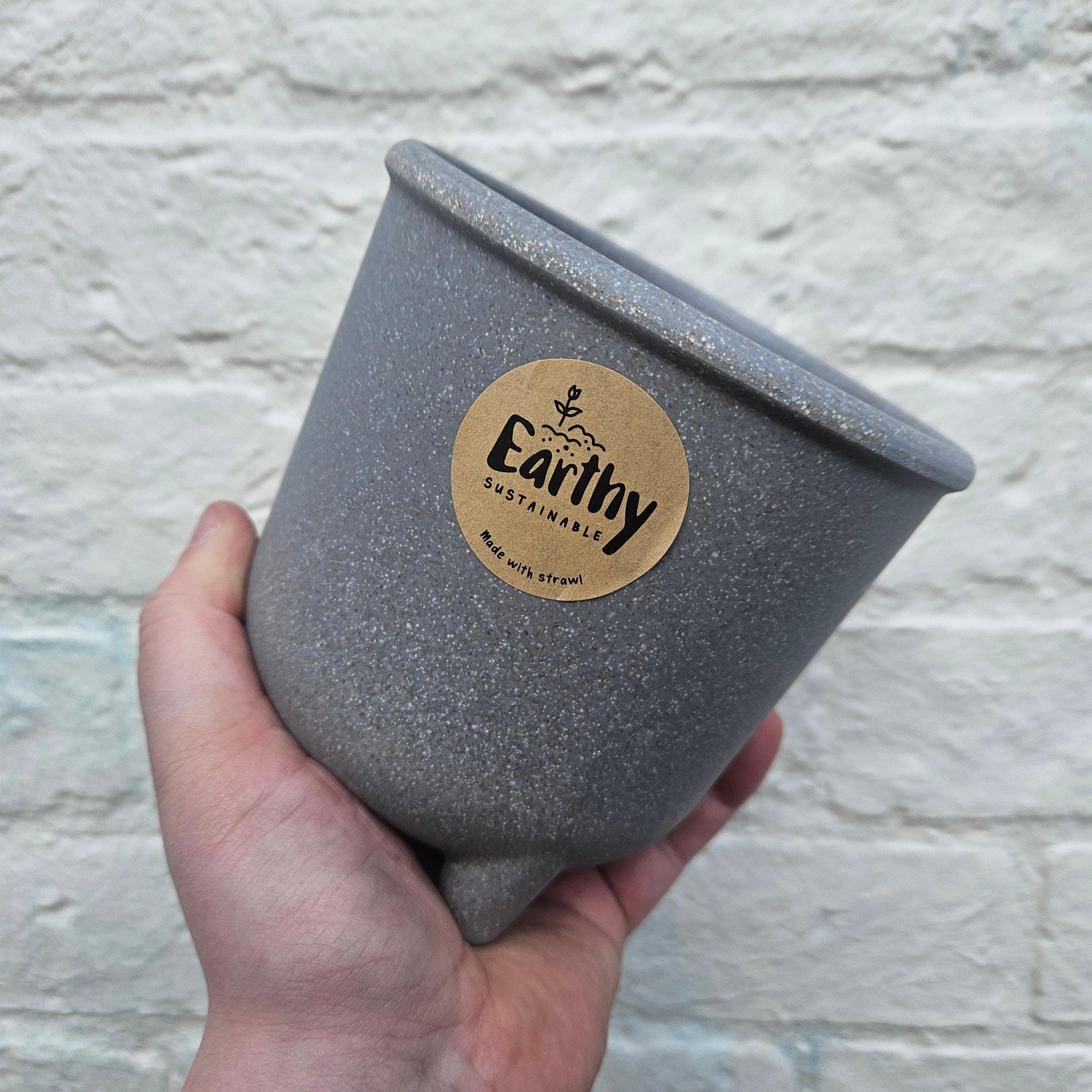 Earthy Pots in Various Sizes and Colours