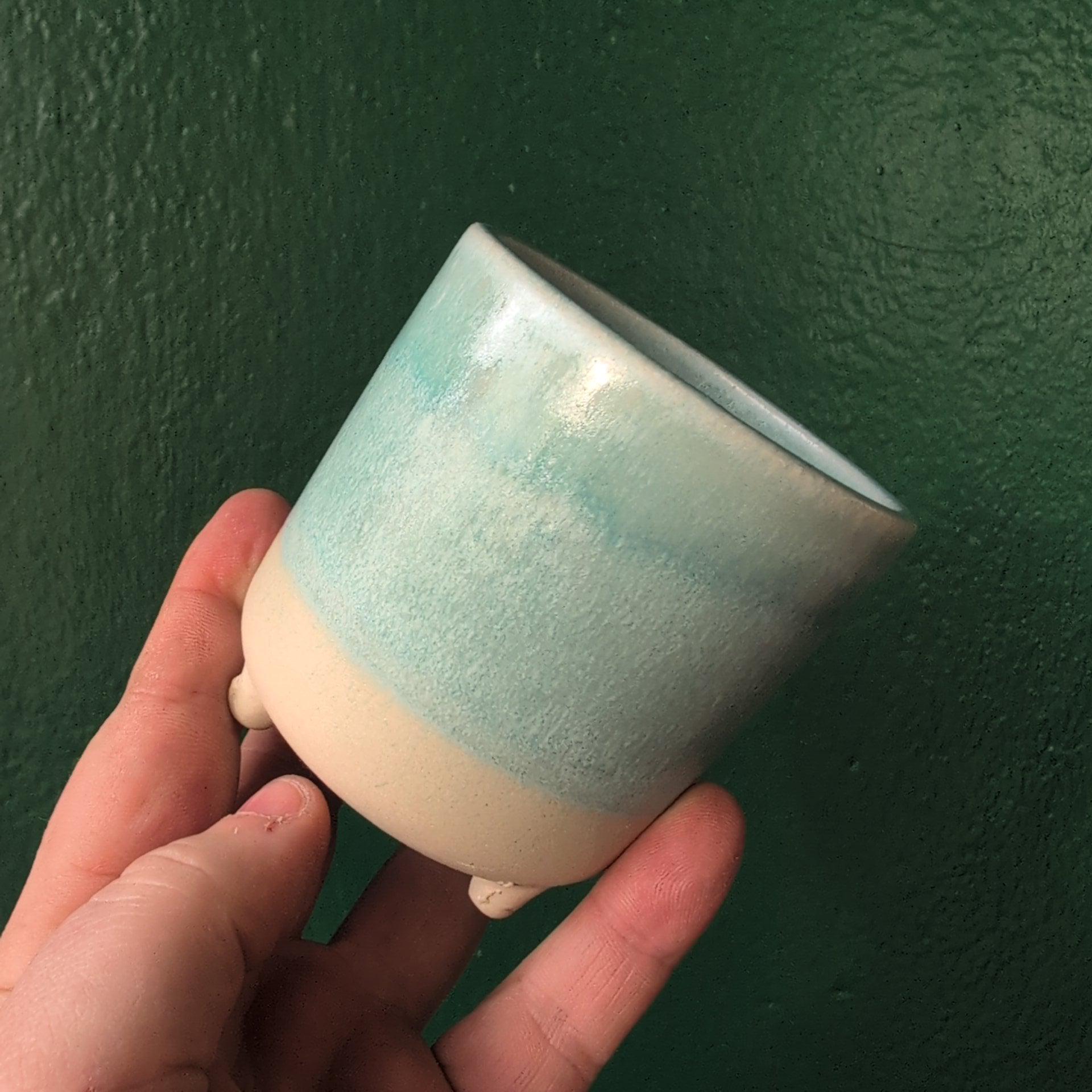 Jolie Matte Reactive 3 Leg Planter