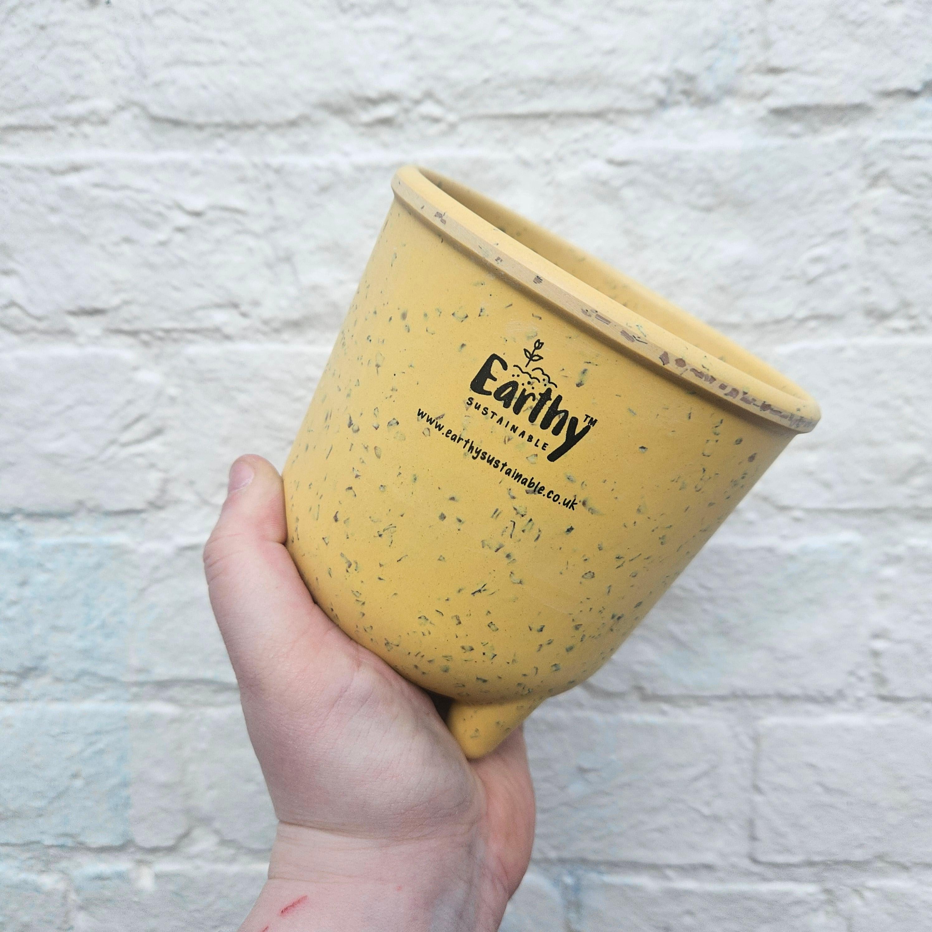 Earthy Pots in Various Sizes and Colours