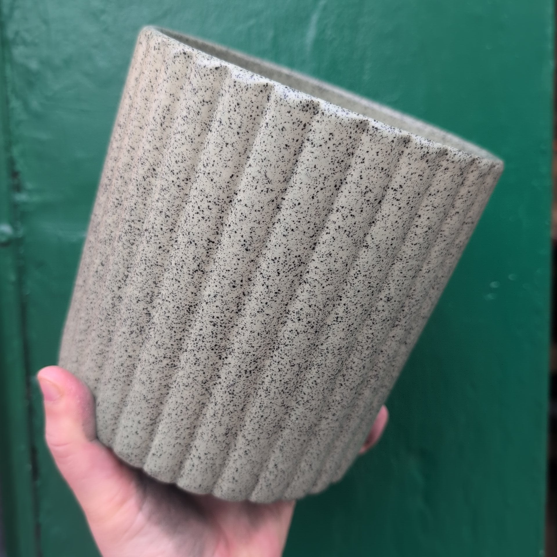 Azalea Stone Ribbed Pots