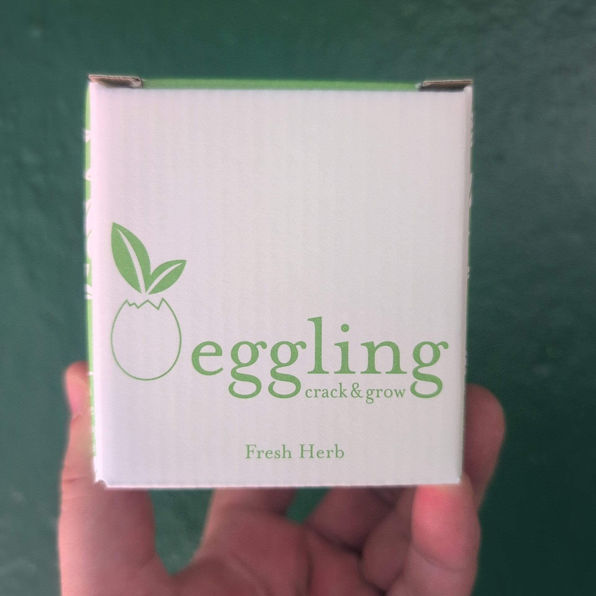 Eggling Crack &amp; Grow – Basil