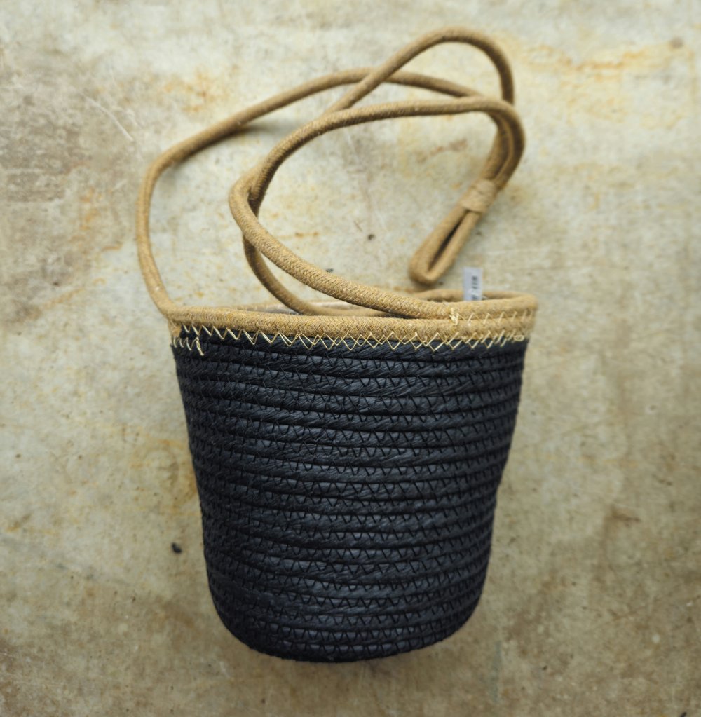 Rope hanging basket - 18cm - 3 colours available