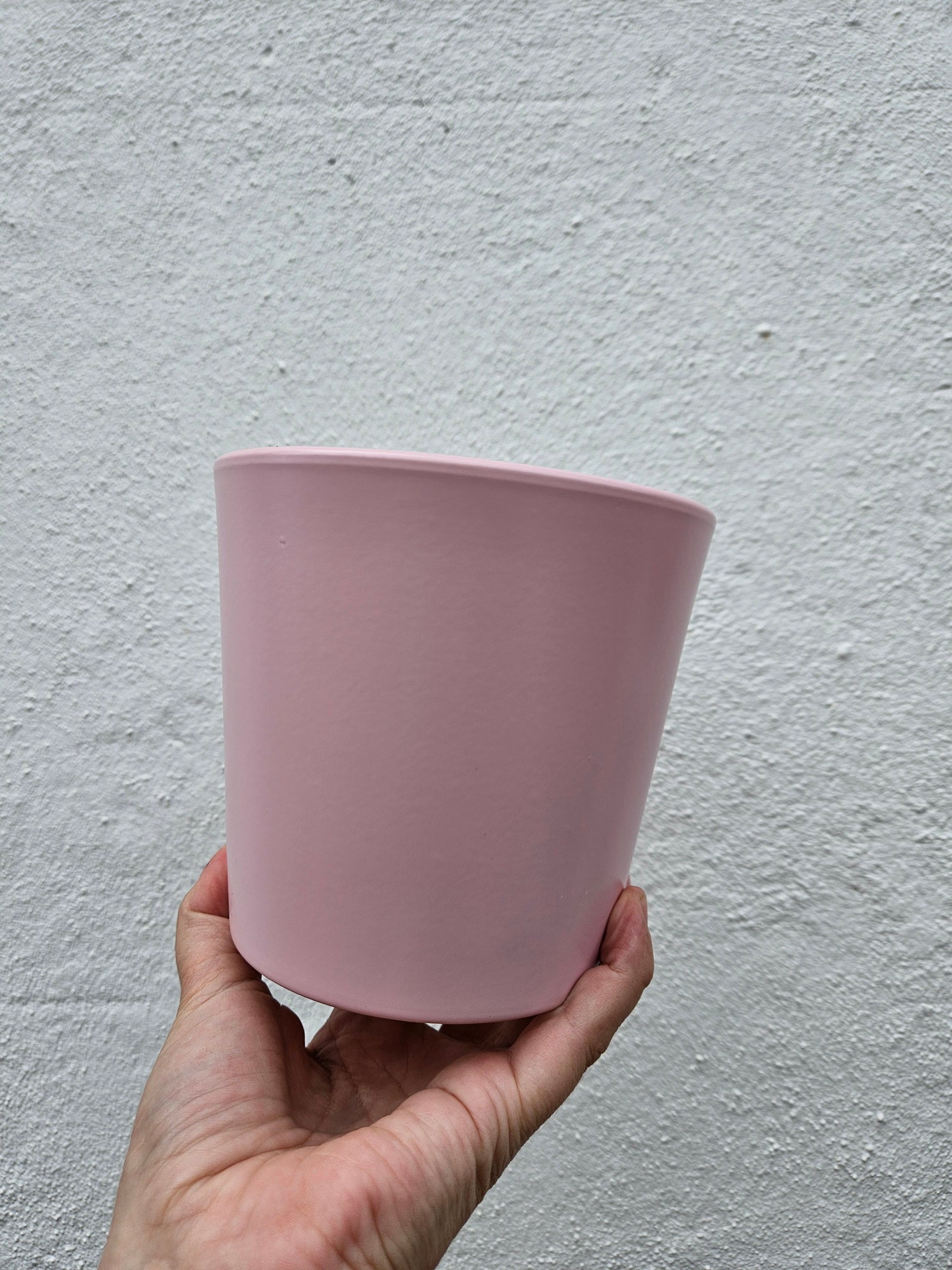 Variety of ceramic pots to fit 12cm nursery pots