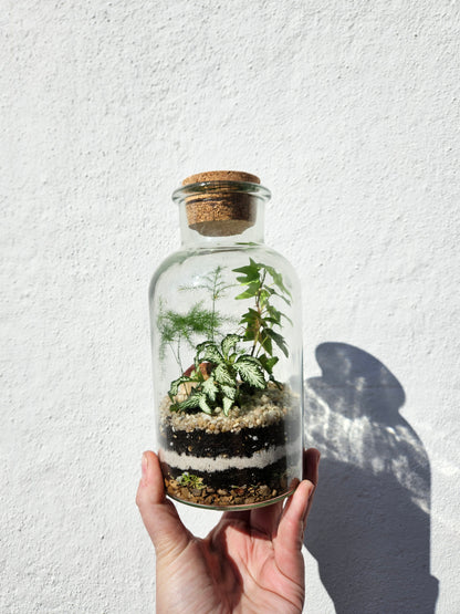 18/04/2025 at 1pm Kids Easter Holiday Closed Terrarium Workshop