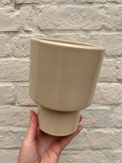 Variety of ceramic pots to fit 12cm nursery pots