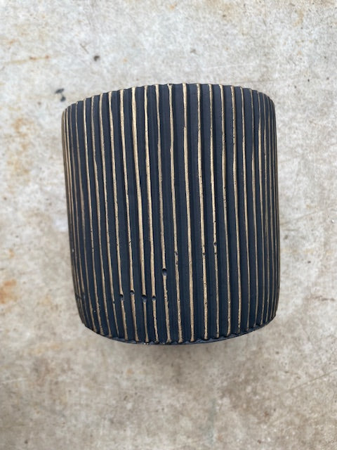 Ribbed black and pink Ceramic Pots to fit nursery pot 11cm or below