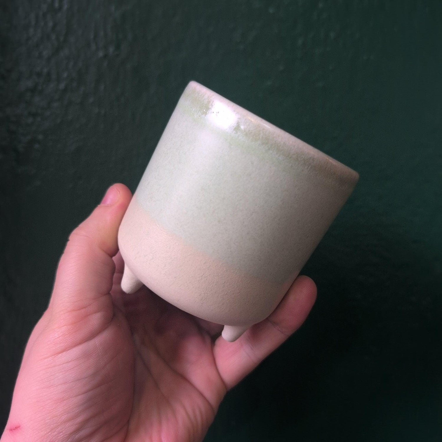 Jolie Matte Reactive 3 Leg Planter