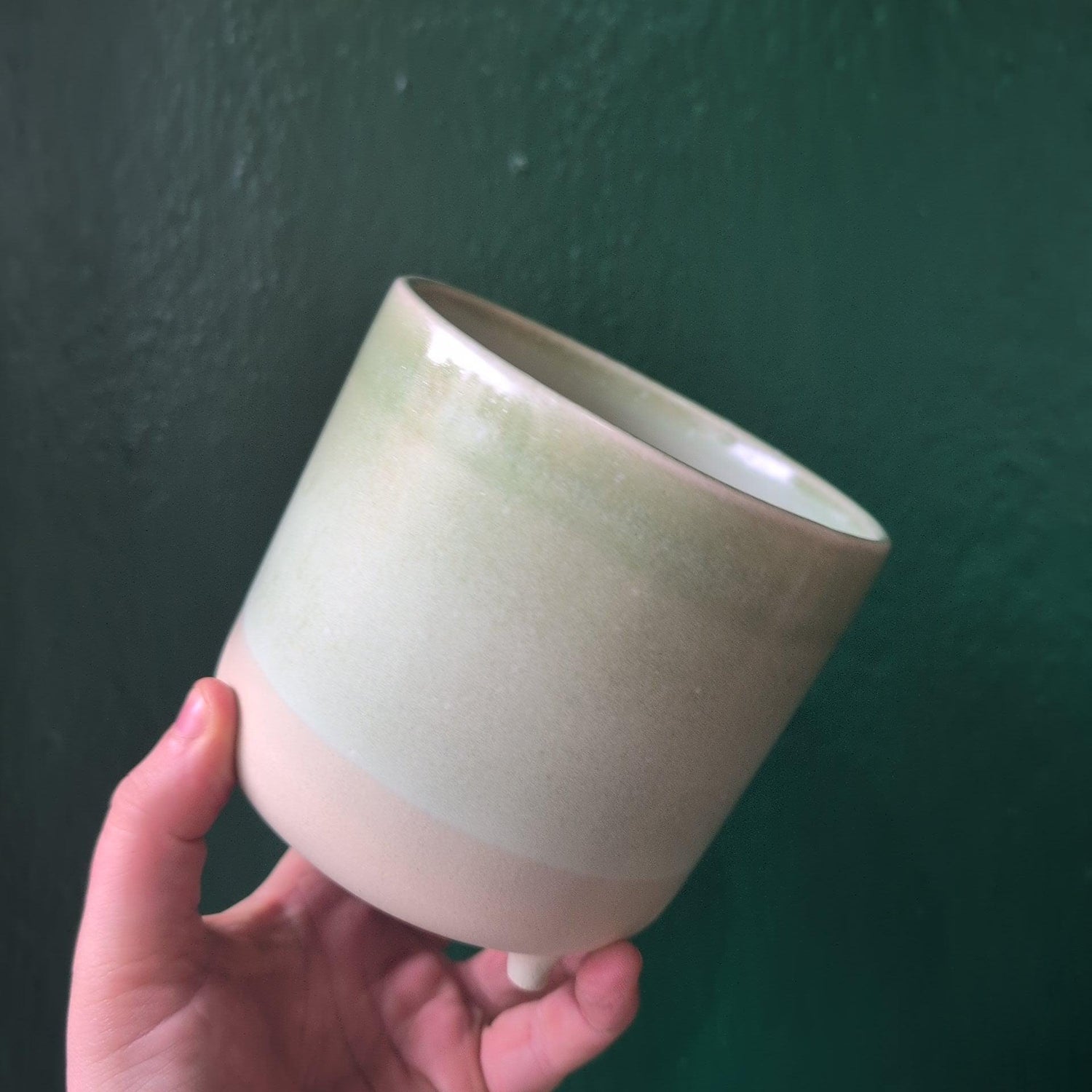 Jolie Matte Reactive 3 Leg Planter